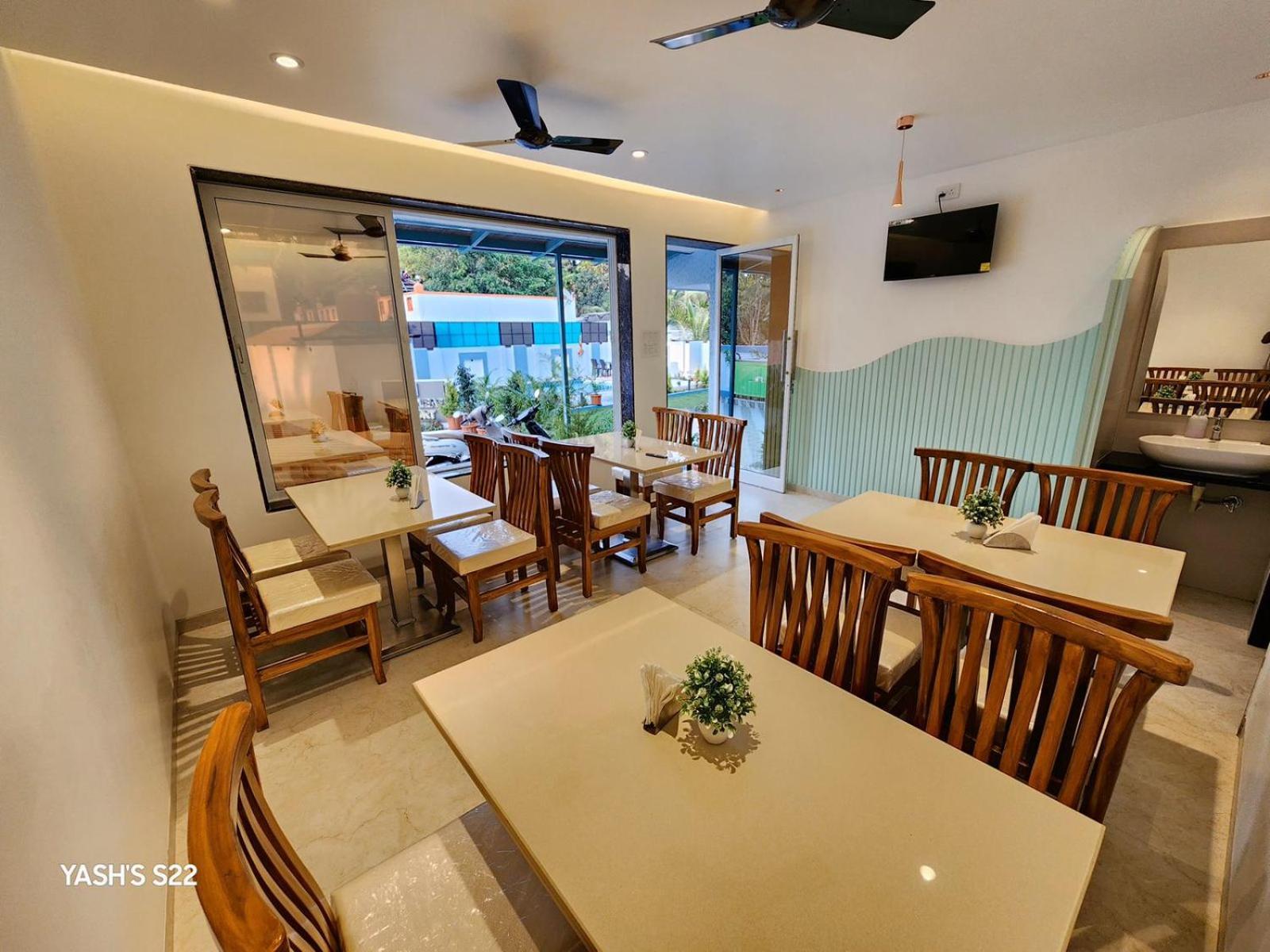 Basil Leaf Resort อาลีบากห์ ภายนอก รูปภาพ